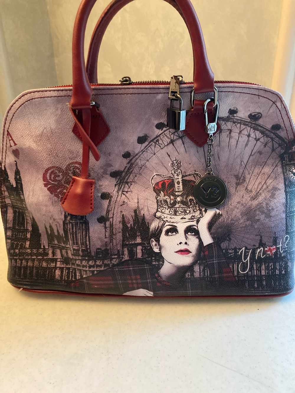 YNOT? Twiggy in London Dome 2-1 Satchel. NWOT - Picture 1 of 9